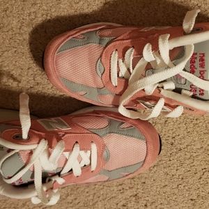 Breast Cancer New Balance shoes